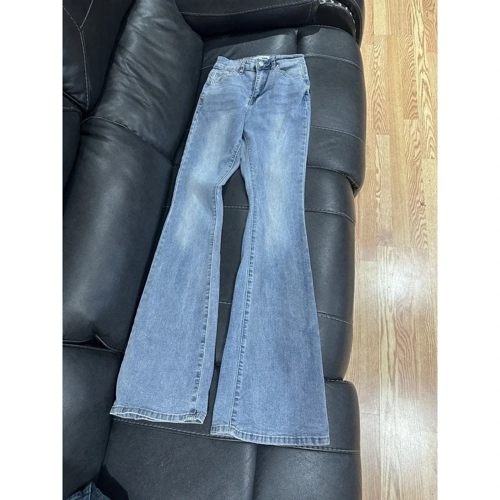 Fashion Nova San‎ Diego Scultping Women's Blue Flared Leg Jeans Size 3